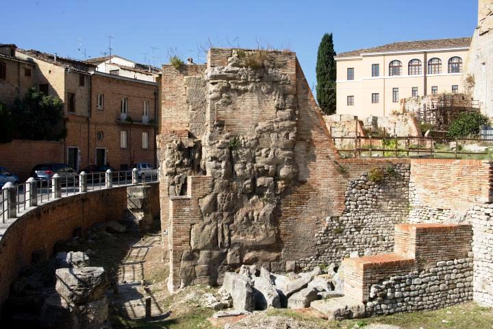 Anfiteatro romano di Teramo Teramo